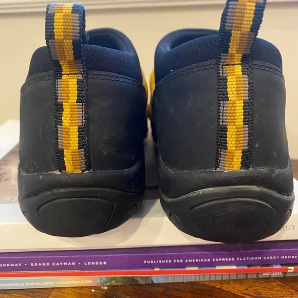 Merrell Yellow and Black womens Shoes - Picture 4 of 8